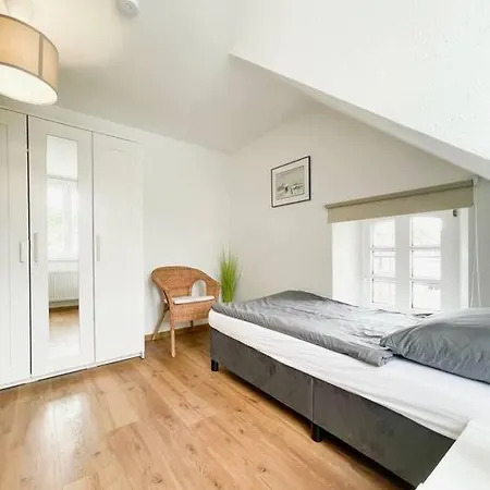 Appartement Charmante Stadtwohnung Im Herzen Von Stolberg (Rhineland)