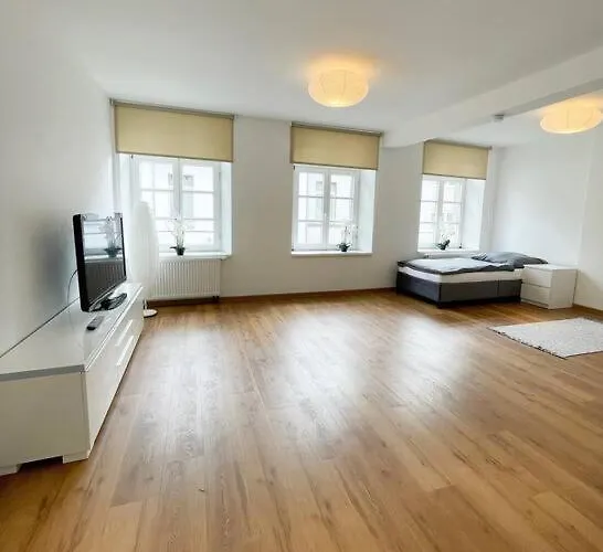 Charmante Stadtwohnung Im Herzen Von