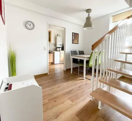 Charmante Stadtwohnung Im Herzen Von *